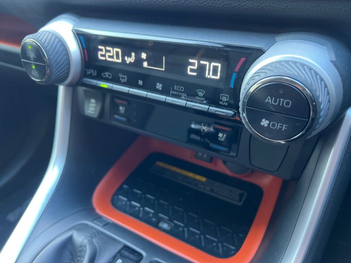 2019 Toyota RAV4 Edge