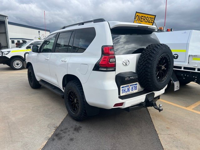 2021 Toyota Prado