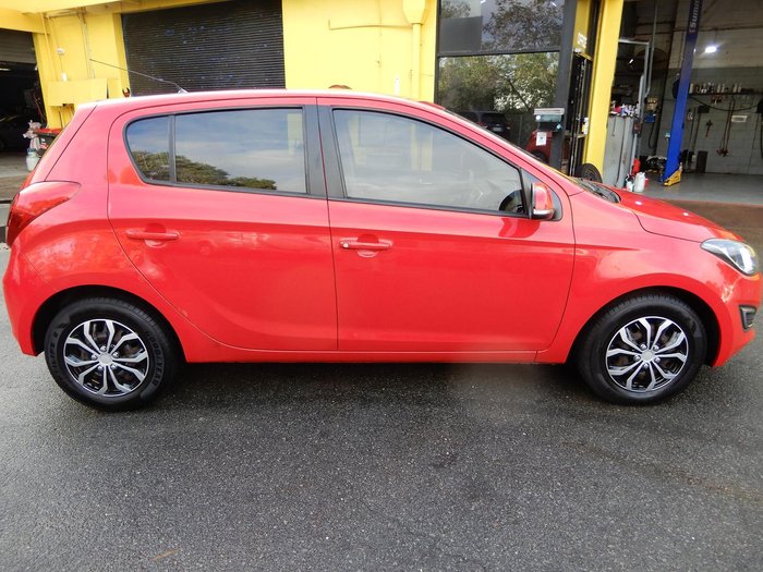 2014 Hyundai i20 Active PB MY14 Electric Red