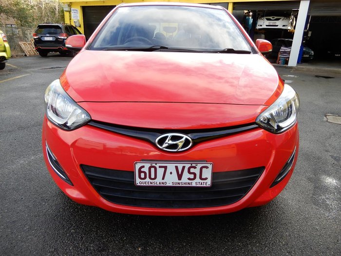 2014 Hyundai i20 Active PB MY14 Electric Red