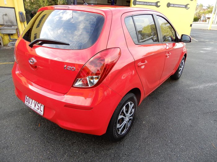 2014 Hyundai i20 Active PB MY14 Electric Red