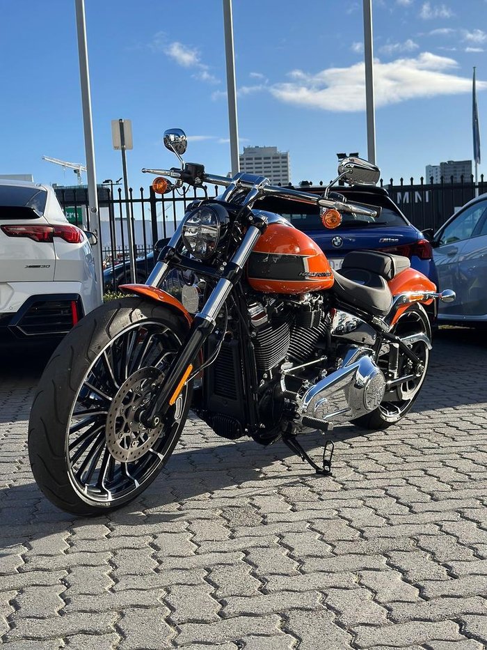 2023 Harley-Davidson Breakout 117 (FXBR) Softail Orange