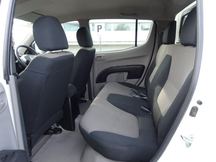 2009 Mitsubishi Triton GLX MN MY10 4X4 Dual Range White