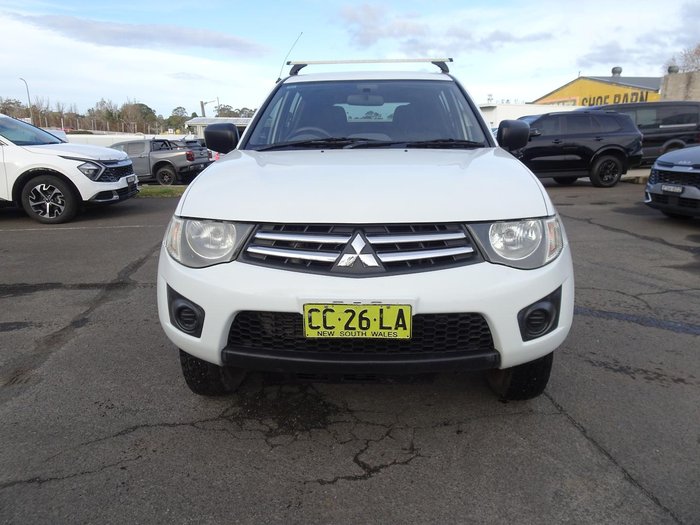 2009 Mitsubishi Triton GLX MN MY10 4X4 Dual Range White