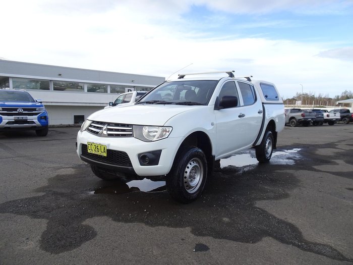 2009 Mitsubishi Triton GLX MN MY10 4X4 Dual Range White