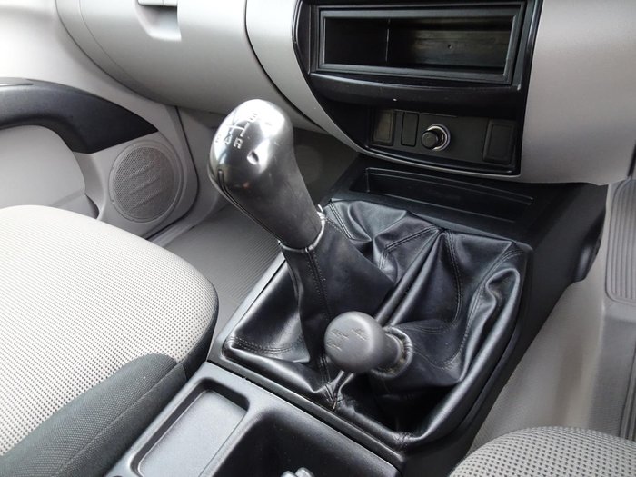 2009 Mitsubishi Triton GLX MN MY10 4X4 Dual Range White