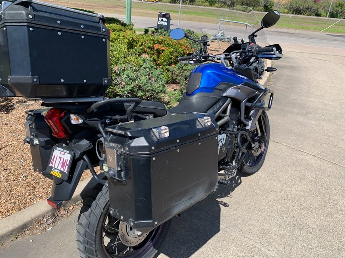 2015 Triumph TIGER 800 XCX Blue