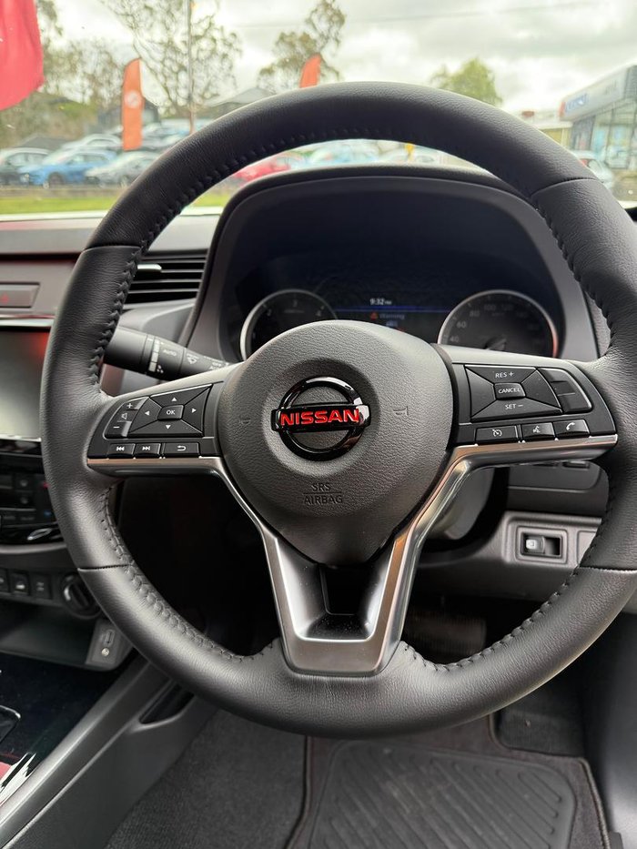 2025 Nissan Navara PRO-4X