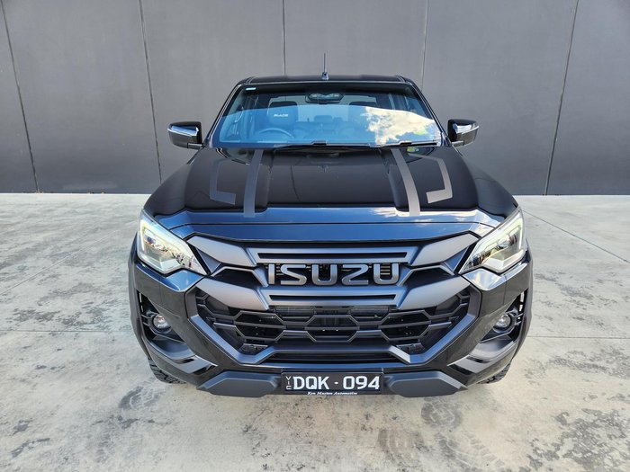 2025 Isuzu D-MAX BLADE