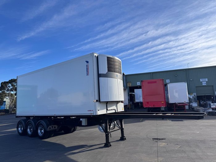 2022 Schmitz 46 Pallet -30 B Triple Double Stacker, Rt Black