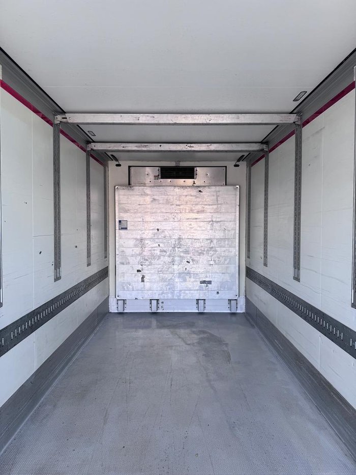 2022 Schmitz 46 Pallet -30 B Triple Double Stacker, Rt Black