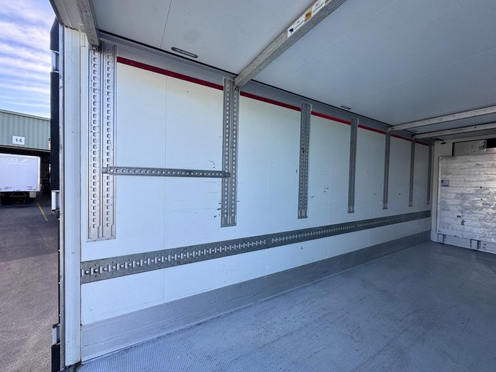2022 Schmitz 46 Pallet -30 B Triple Double Stacker, Rt Black