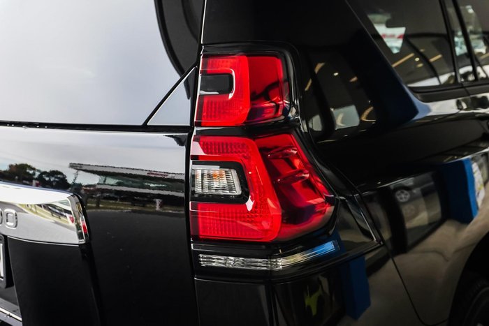 2023 Toyota Landcruiser Prado GXL