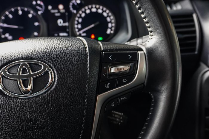 2023 Toyota Landcruiser Prado GXL