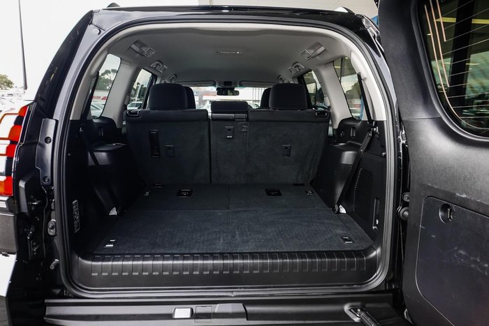 2023 Toyota Landcruiser Prado GXL