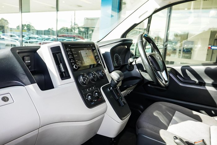 2019 Toyota Hiace Commuter