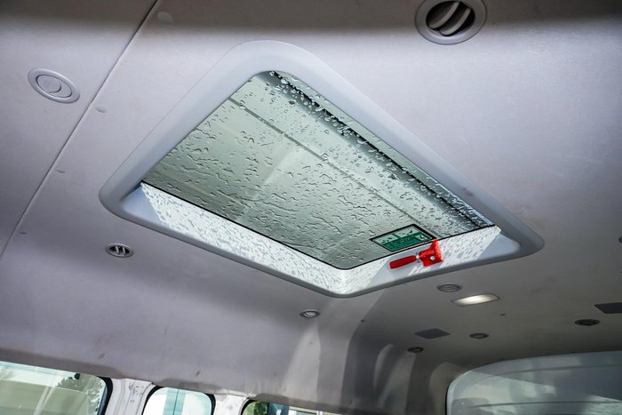 2019 Toyota Hiace Commuter