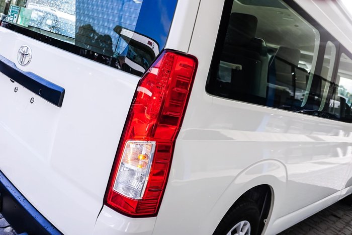 2019 Toyota Hiace Commuter