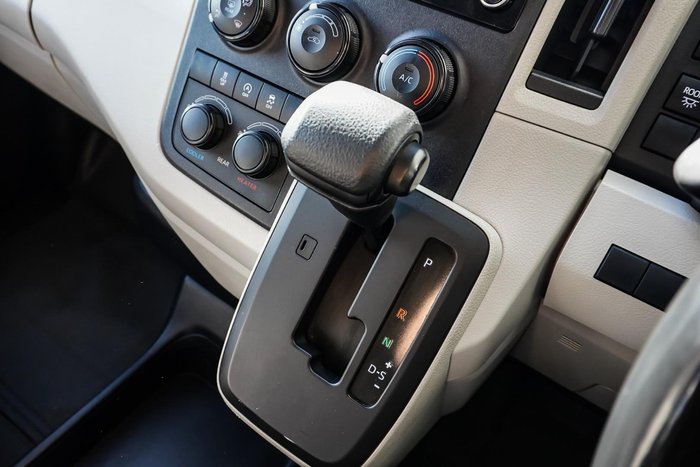 2019 Toyota Hiace Commuter