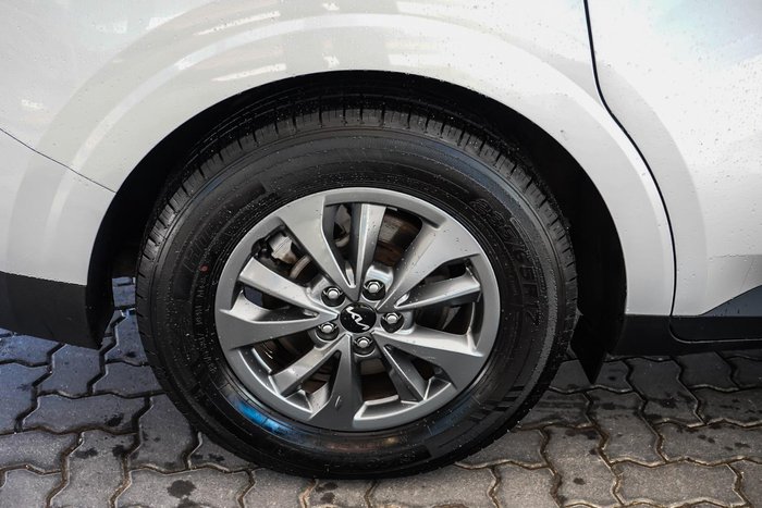 2022 Kia Carnival S