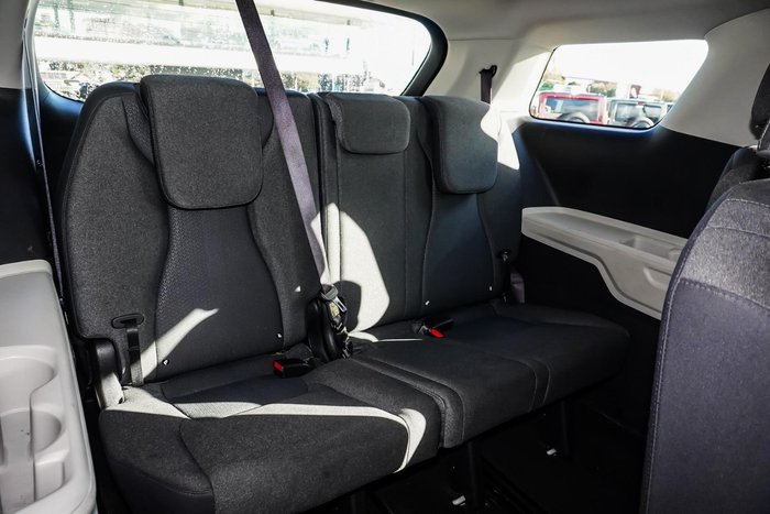 2022 Kia Carnival S