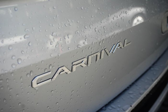 2022 Kia Carnival S