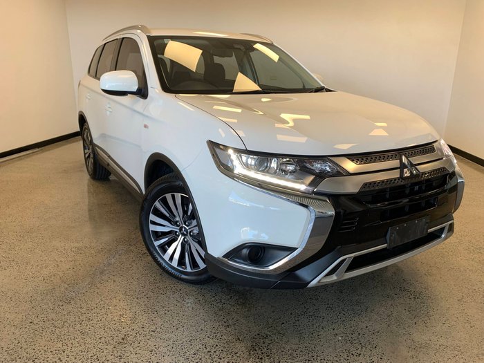 2019 MITSUBISHI OUTLANDER ES ADAS 5 SEAT 2WD