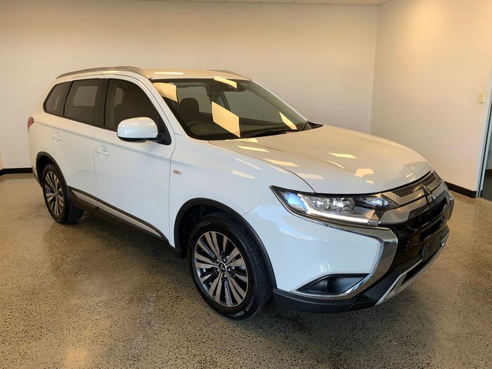 2019 MITSUBISHI OUTLANDER ES ADAS 5 SEAT 2WD