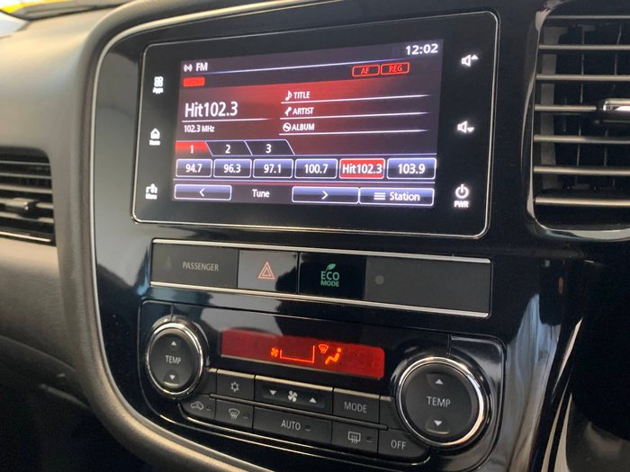 2019 MITSUBISHI OUTLANDER ES ADAS 5 SEAT 2WD