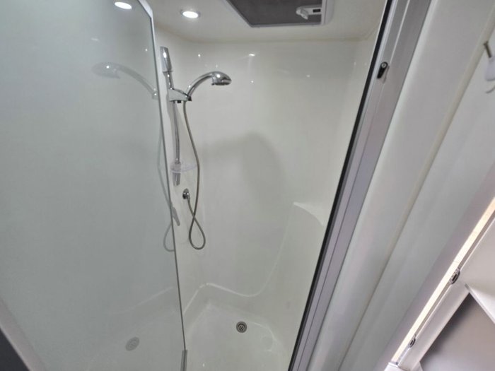 2016 NEW AGE CARAVANS MANTA RAY MR19E-SE