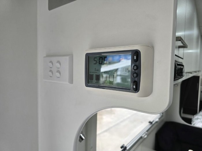 2016 NEW AGE CARAVANS MANTA RAY MR19E-SE