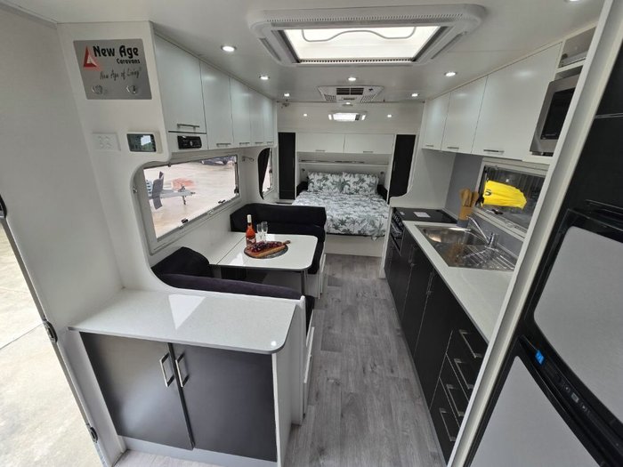 2016 NEW AGE CARAVANS MANTA RAY MR19E-SE