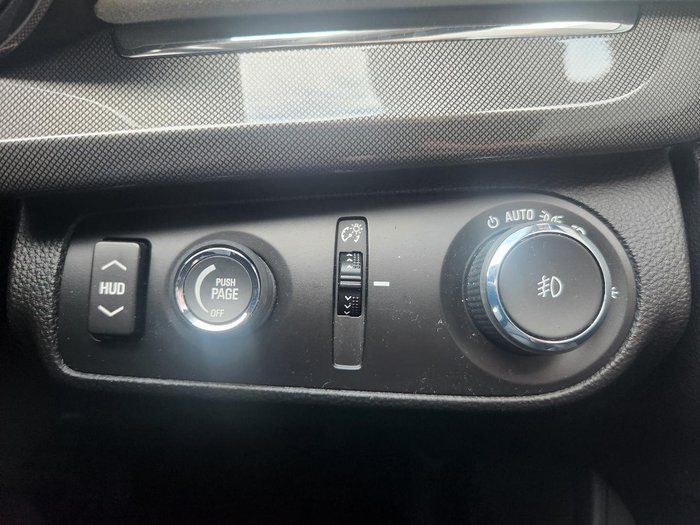 2015 Holden Calais