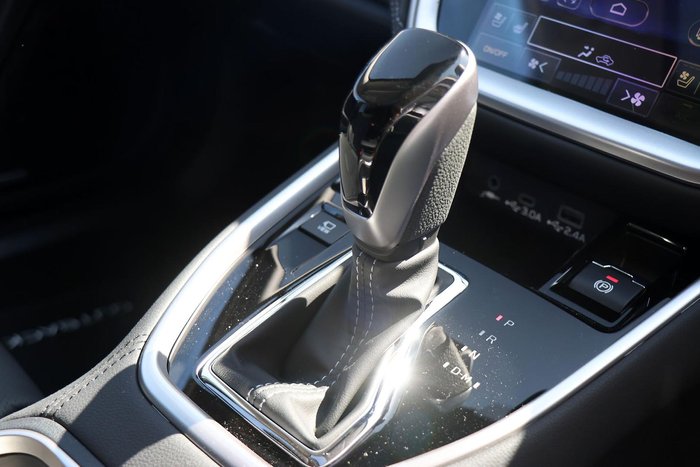 2024 Subaru Outback AWD Touring 6GEN MY25 AWD Crystal White