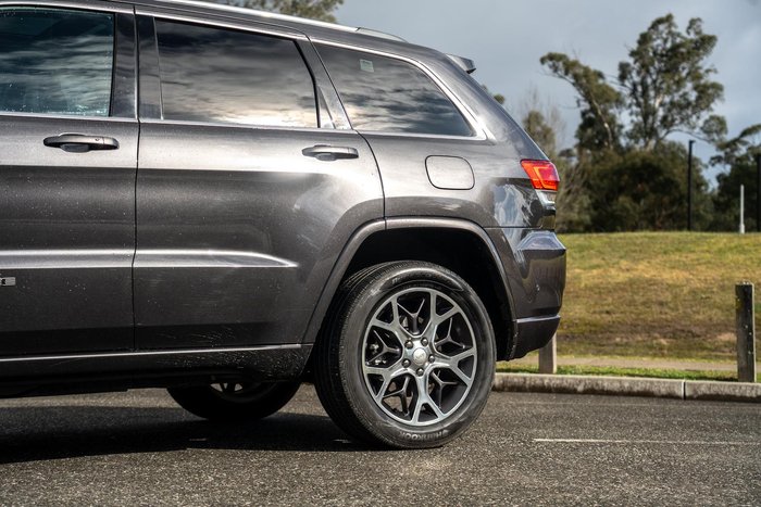 2018 Jeep Grand Cherokee 25th Anniversary