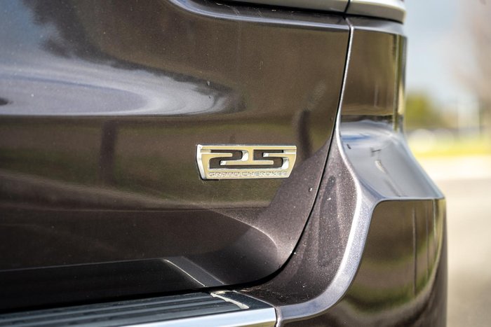 2018 Jeep Grand Cherokee 25th Anniversary