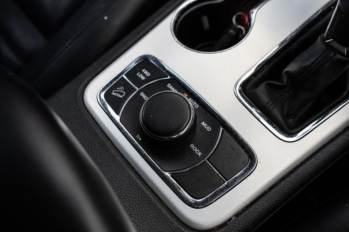 2018 Jeep Grand Cherokee 25th Anniversary