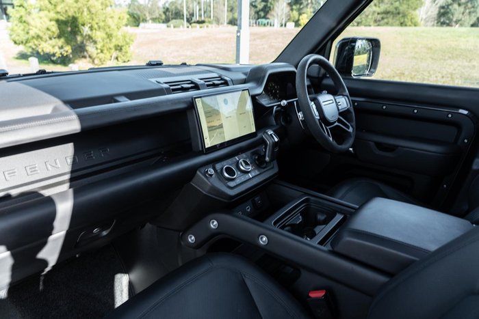 2023 Land Rover Defender 110 P525 V8