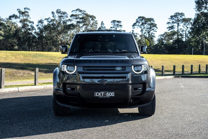 2023 Land Rover Defender 110 P525 V8
