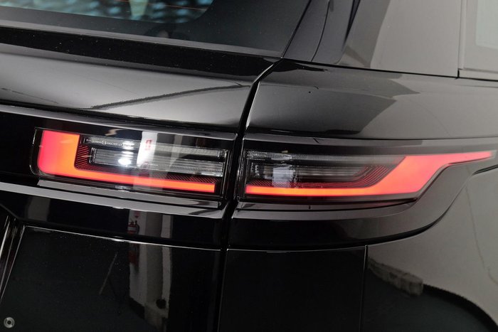 2024 Land Rover Range Rover Velar P250 Dynamic SE L560 MY25 AWD Santorini Black