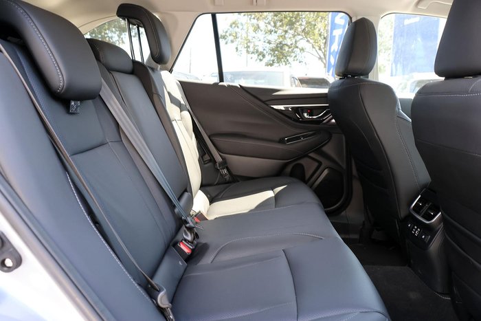 2025 Subaru Outback AWD Touring