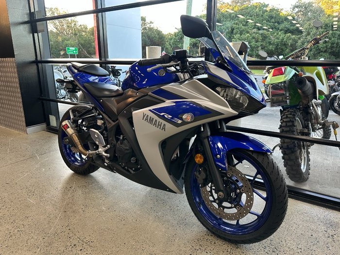 2015 Yamaha YZF-R3 BLUE