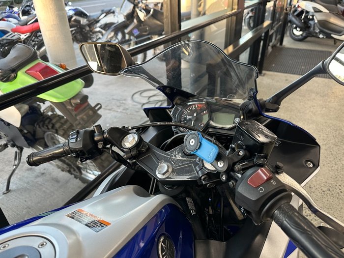 2015 Yamaha YZF-R3 BLUE