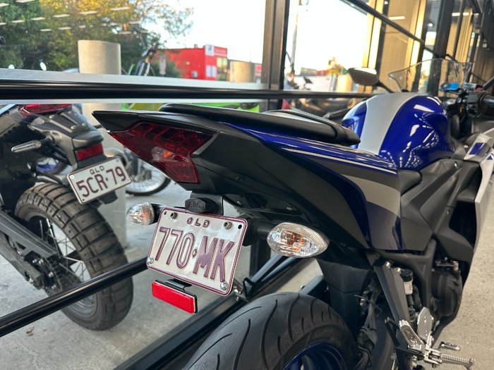 2015 Yamaha YZF-R3 BLUE
