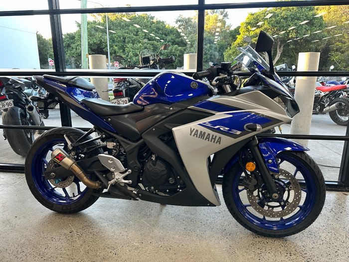 2015 Yamaha YZF-R3 BLUE