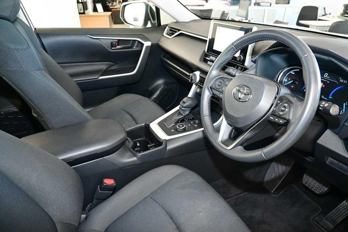 2024 Toyota RAV4 GX