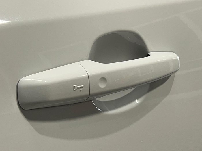 2018 Jaguar E-PACE D240 R-Dynamic HSE X540 MY18 AWD Fuji White