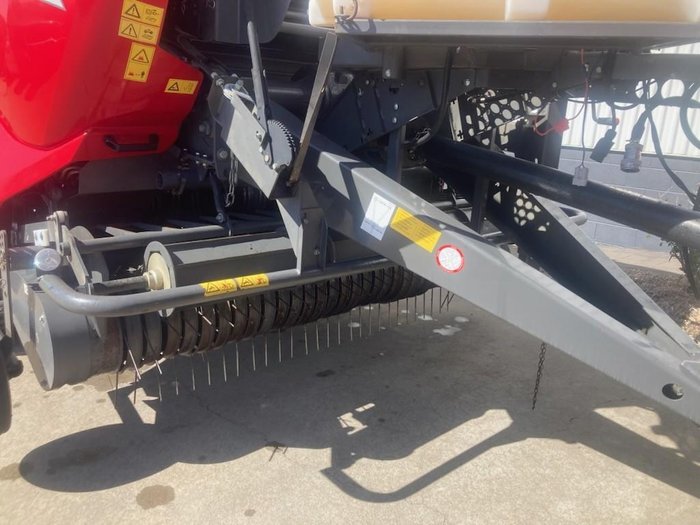 Massey Ferguson Rb 4160V Round Baler