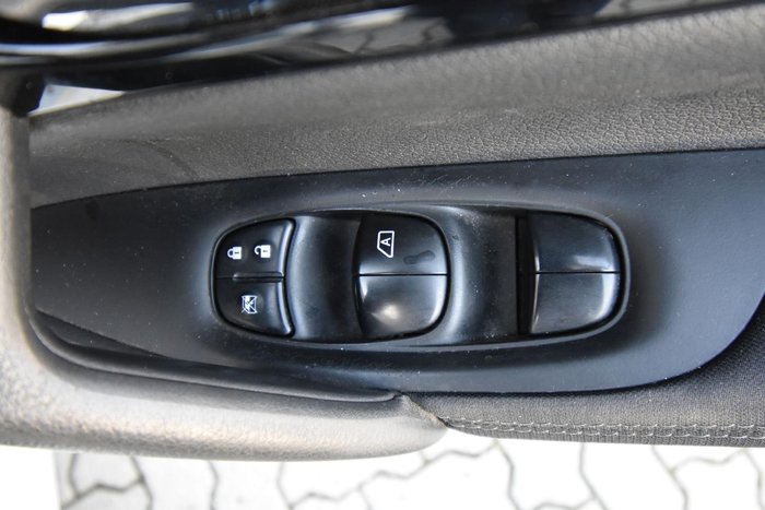 2017 Nissan QASHQAI TS
