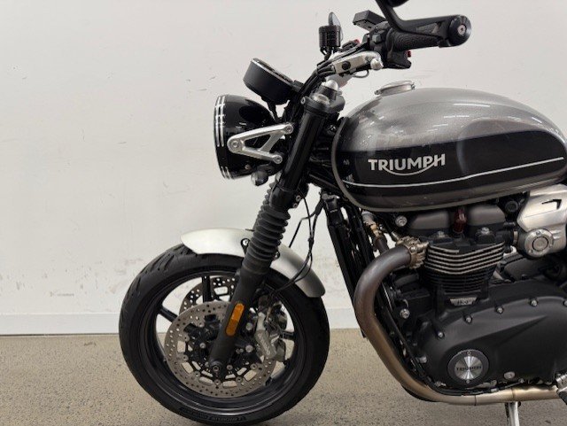 2019 Triumph SPEED TWIN Silver